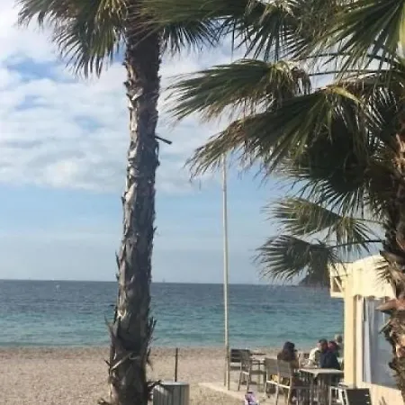 Le Dauphin 1 Sanary-sur-Mer